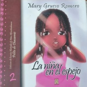 La niña en el espejo